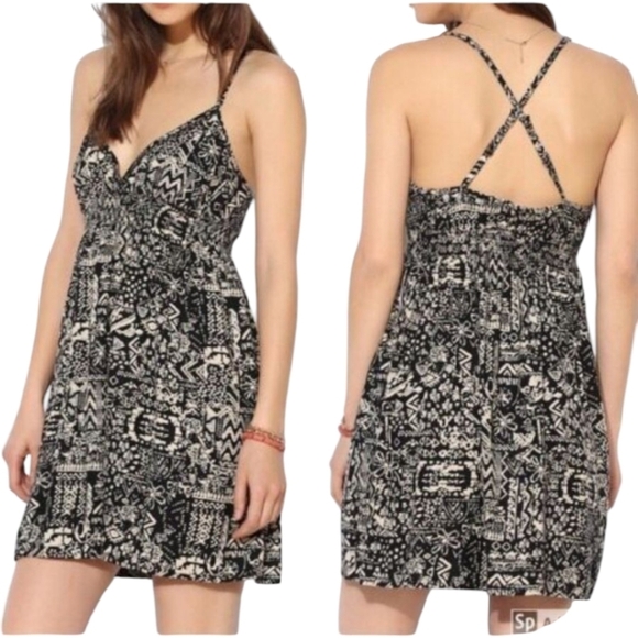 Y2k Mini Black/ White Patterned Criss Cross Back Babydoll Dress sz XS - Picture 1 of 8